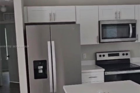 Villa ou maison à vendre à Lehigh Acres, Floride: 3 chambres № 1973340 - photo 8