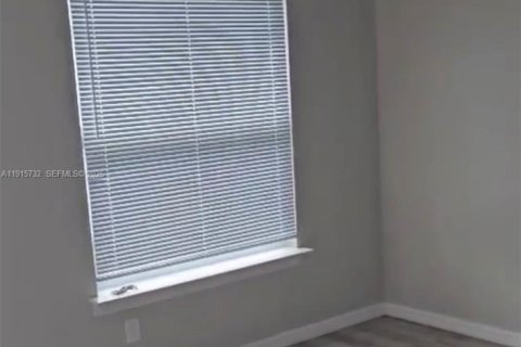 Villa ou maison à vendre à Lehigh Acres, Floride: 3 chambres № 1973340 - photo 9