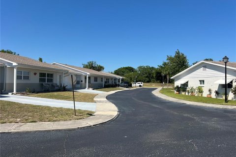Condo in New Port Richey, Florida, 2 bedrooms  № 1637687 - photo 24