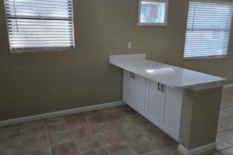 Propiedad comercial en venta en Dunedin, Florida, 179.02 m2 № 1911259 - foto 9