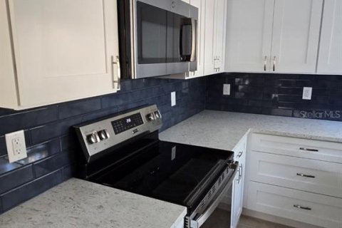Propiedad comercial en venta en Dunedin, Florida, 179.02 m2 № 1911259 - foto 7