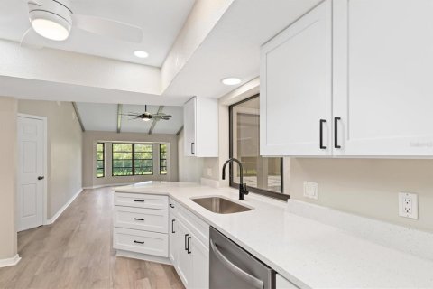 Villa ou maison à vendre à North Port, Floride: 3 chambres, 184.23 m2 № 1907529 - photo 8