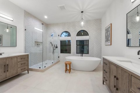 Villa ou maison à vendre à Lakewood Ranch, Floride: 4 chambres, 393.53 m2 № 1905675 - photo 29