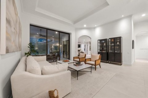 Villa ou maison à vendre à Lakewood Ranch, Floride: 4 chambres, 393.53 m2 № 1905675 - photo 6