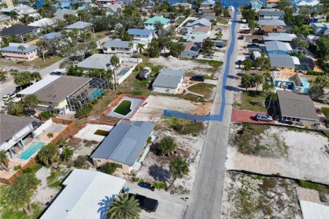 Купить земельный участок в Форт Майерс, Флорида № 1935343 - фото 9