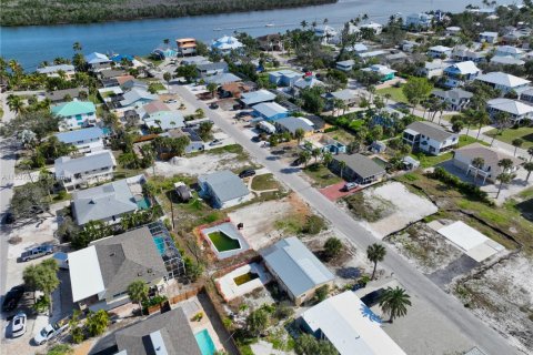 Купить земельный участок в Форт Майерс, Флорида № 1935343 - фото 11