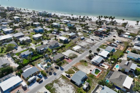 Купить земельный участок в Форт Майерс, Флорида № 1935343 - фото 24