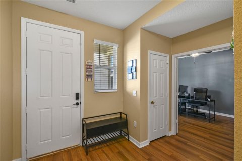 Villa ou maison à vendre à Sanford, Floride: 4 chambres, 234.95 m2 № 1884938 - photo 3