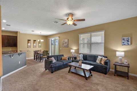 Villa ou maison à vendre à Sanford, Floride: 4 chambres, 234.95 m2 № 1884938 - photo 6