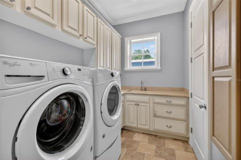 Casa en venta en DeLand, Florida, 4 dormitorios, 508.36 m2 № 2157398 - foto 27