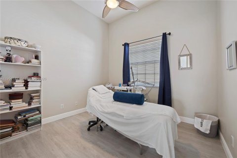 Casa en venta en Plantation, Florida, 5 dormitorios, 265.51 m2 № 2011314 - foto 17