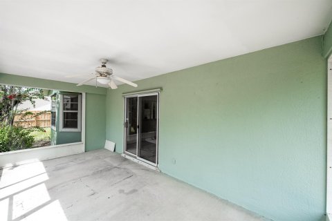House in Sebastian, Florida 3 bedrooms, 136.47 sq.m. № 2146006 - photo 29