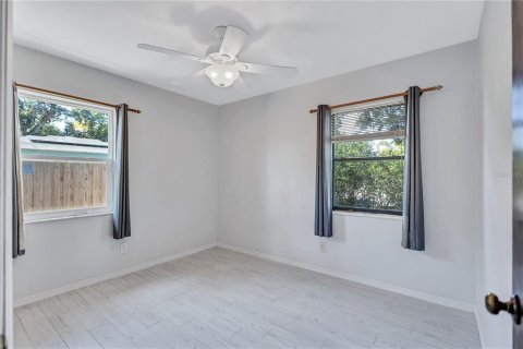 Casa en venta en Saint Petersburg, Florida, 3 dormitorios, 113.71 m2 № 1749560 - foto 27