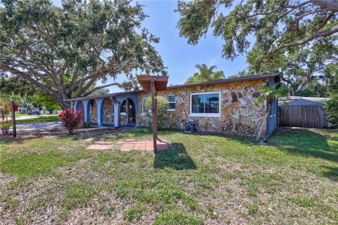 Casa en venta en Saint Petersburg, Florida, 3 dormitorios, 113.71 m2 № 1749560 - foto 9