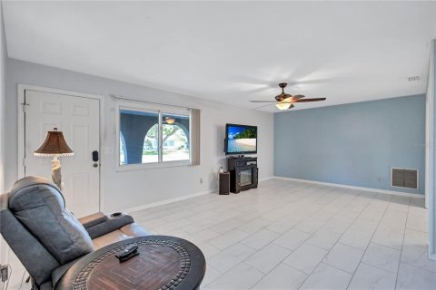 Casa en venta en Saint Petersburg, Florida, 3 dormitorios, 113.71 m2 № 1749560 - foto 14
