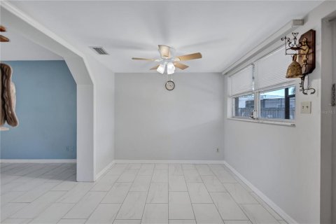 Casa en venta en Saint Petersburg, Florida, 3 dormitorios, 113.71 m2 № 1749560 - foto 11