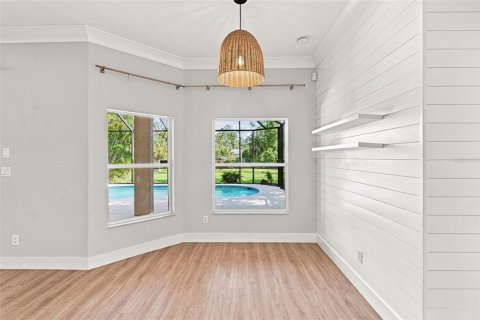 House in North Port, Florida 4 bedrooms, 208.94 sq.m. № 2339500 - photo 28