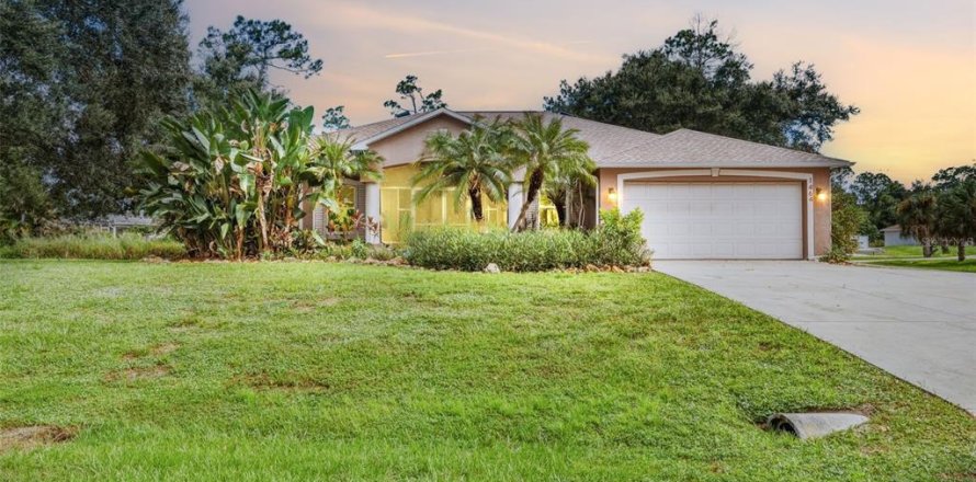 House in North Port, Florida 4 bedrooms, 208.94 sq.m. № 2339500