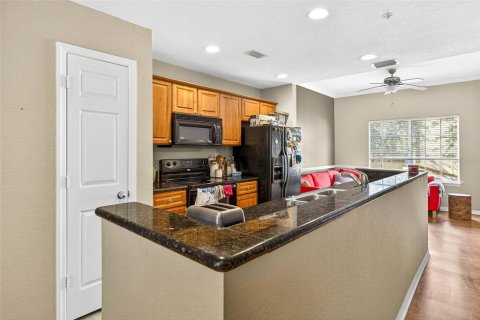 Touwnhouse à vendre à Tampa, Floride: 2 chambres, 114.64 m2 № 1903846 - photo 10