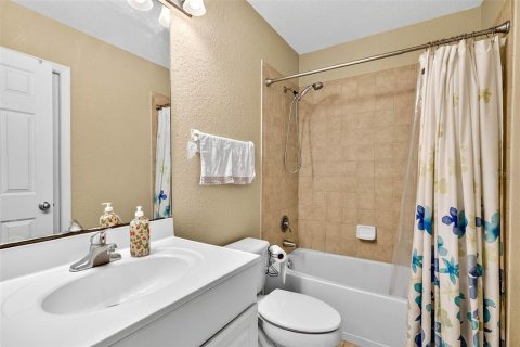 Touwnhouse à vendre à Tampa, Floride: 2 chambres, 114.64 m2 № 1903846 - photo 24