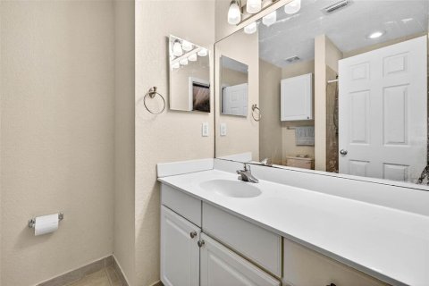 Touwnhouse à vendre à Tampa, Floride: 2 chambres, 114.64 m2 № 1903846 - photo 28