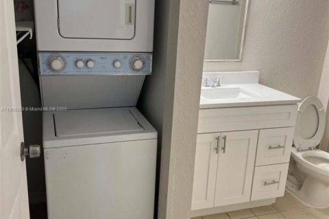 Copropriété à louer à Pompano Beach, Floride: 1 chambre, 58.81 m2 № 1965004 - photo 12