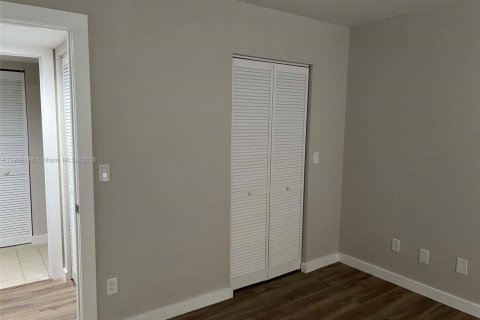 Снять в аренду кондоминиум в Помпано-Бич, Флорида 1 спальня, 58.81м2, № 1965004 - фото 6