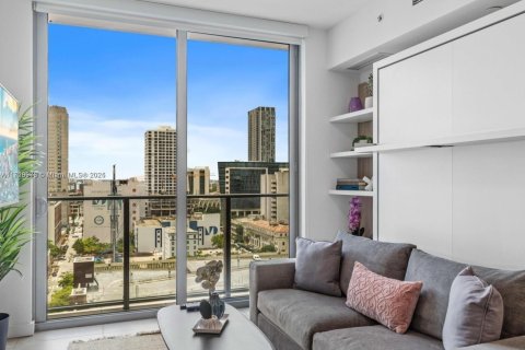 Condominio en venta en Miami, Florida, 1 dormitorio, 48.4 m2 № 1860764 - foto 2