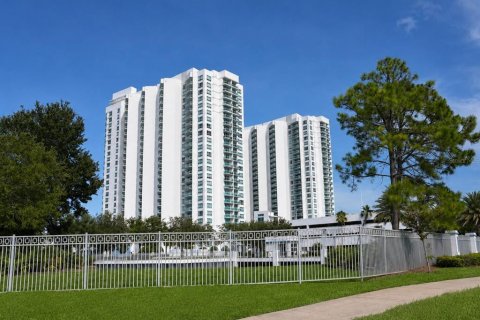 Copropriété à louer à Holly Hill, Floride: 3 chambres, 193.14 m2 № 2234069 - photo 2