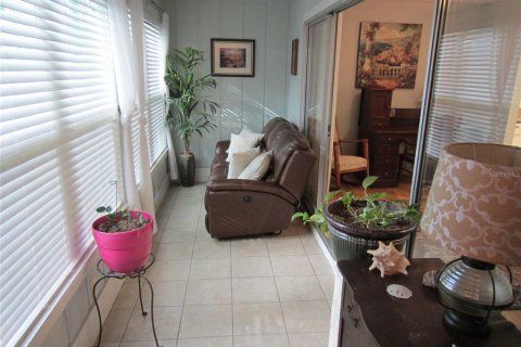Townhouse in New Port Richey, Florida 1 bedroom, 67.17 sq.m. № 2376691 - photo 27