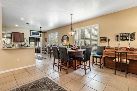 Villa ou maison à vendre à New Port Richey, Floride: 2 chambres, 194.17 m2 № 2140327 - photo 9