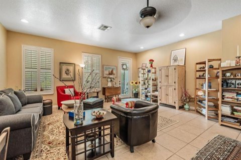 Villa ou maison à vendre à New Port Richey, Floride: 2 chambres, 194.17 m2 № 2140327 - photo 14