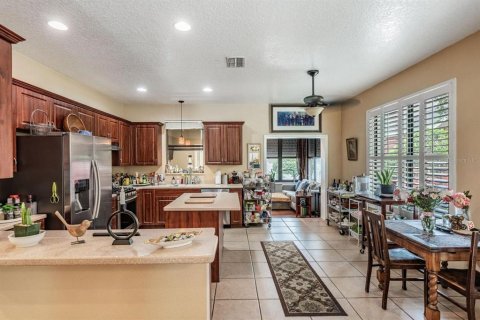 Villa ou maison à vendre à New Port Richey, Floride: 2 chambres, 194.17 m2 № 2140327 - photo 7