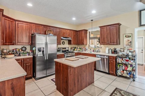 Villa ou maison à vendre à New Port Richey, Floride: 2 chambres, 194.17 m2 № 2140327 - photo 3