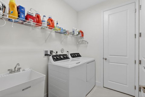Casa en venta en Port St. Lucie, Florida, 2 dormitorios, 162.76 m2 № 2088187 - foto 30