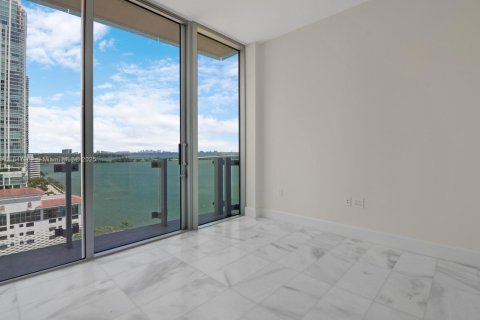 Купить кондоминиум в Майами, Флорида 3 спальни, 219.99м2, № 2016510 - фото 19