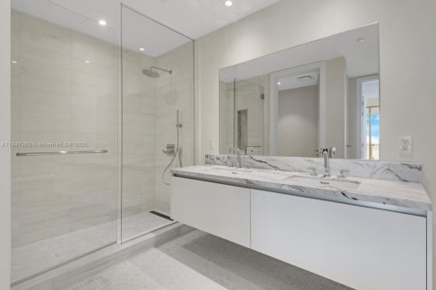 Купить кондоминиум в Майами, Флорида 3 спальни, 219.99м2, № 2016510 - фото 17