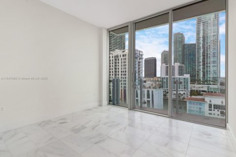 Купить кондоминиум в Майами, Флорида 3 спальни, 219.99м2, № 2016510 - фото 23