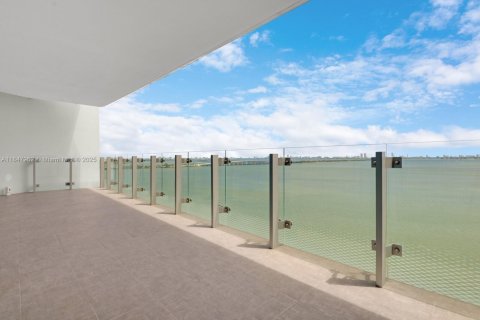 Купить кондоминиум в Майами, Флорида 3 спальни, 219.99м2, № 2016510 - фото 26