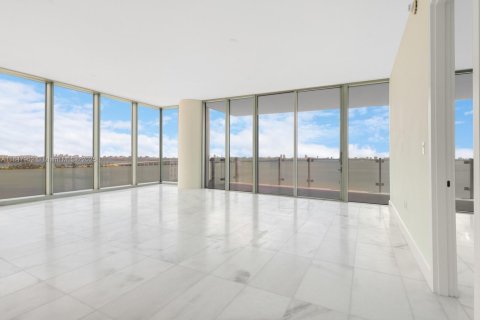 Купить кондоминиум в Майами, Флорида 3 спальни, 219.99м2, № 2016510 - фото 30