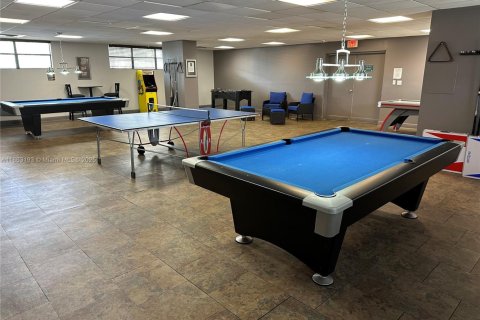 Снять в аренду кондоминиум в Халландейл-Бич, Флорида 1 спальня, 99.87м2, № 1890351 - фото 30