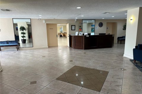 Снять в аренду кондоминиум в Халландейл-Бич, Флорида 1 спальня, 99.87м2, № 1890351 - фото 26