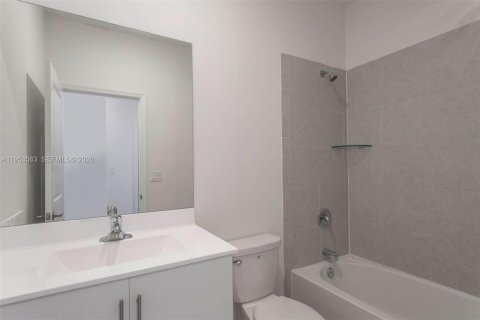 Adosado en venta en Homestead, Florida, 3 dormitorios, 169.73 m2 № 2054741 - foto 17