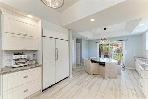 House in Sarasota, Florida 4 bedrooms, 306.58 sq.m. № 1773657 - photo 20