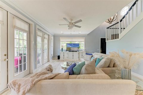House in Sarasota, Florida 4 bedrooms, 306.58 sq.m. № 1773657 - photo 9