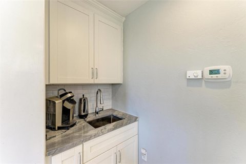 House in Sarasota, Florida 4 bedrooms, 306.58 sq.m. № 1773657 - photo 17