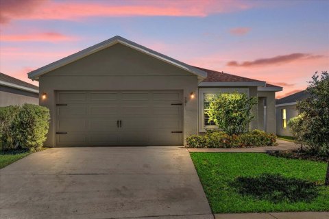 Villa ou maison à vendre à Haines City, Floride: 3 chambres, 124.67 m2 № 1847079 - photo 1