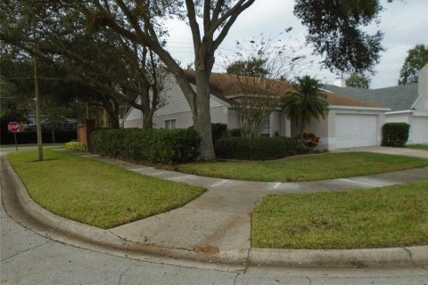 Villa ou maison à louer à Orlando, Floride: 3 chambres, 153.57 m2 № 2423824 - photo 2