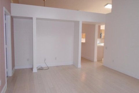 Villa ou maison à louer à Orlando, Floride: 3 chambres, 153.57 m2 № 2423824 - photo 7