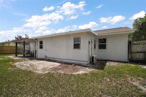 Villa ou maison à louer à Ocala, Floride: 3 chambres, 102.19 m2 № 2114194 - photo 23